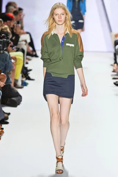 Look 22
